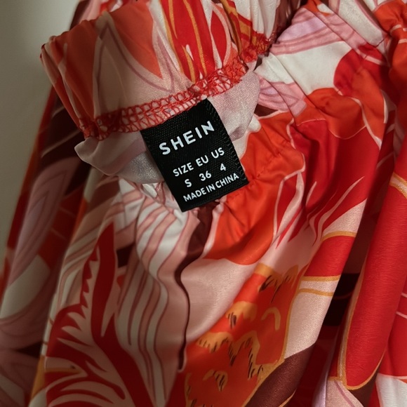 Floral Print Twist Front Cut Out Split Thigh Tie Backless Halter Dress (Size: S) - Picture 4 of 4